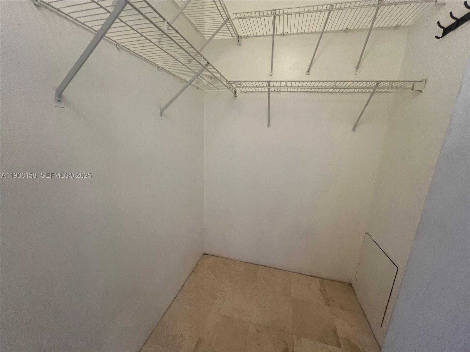 Small Image of 888 BRICKELL KEY DR #806, Miami Number 17