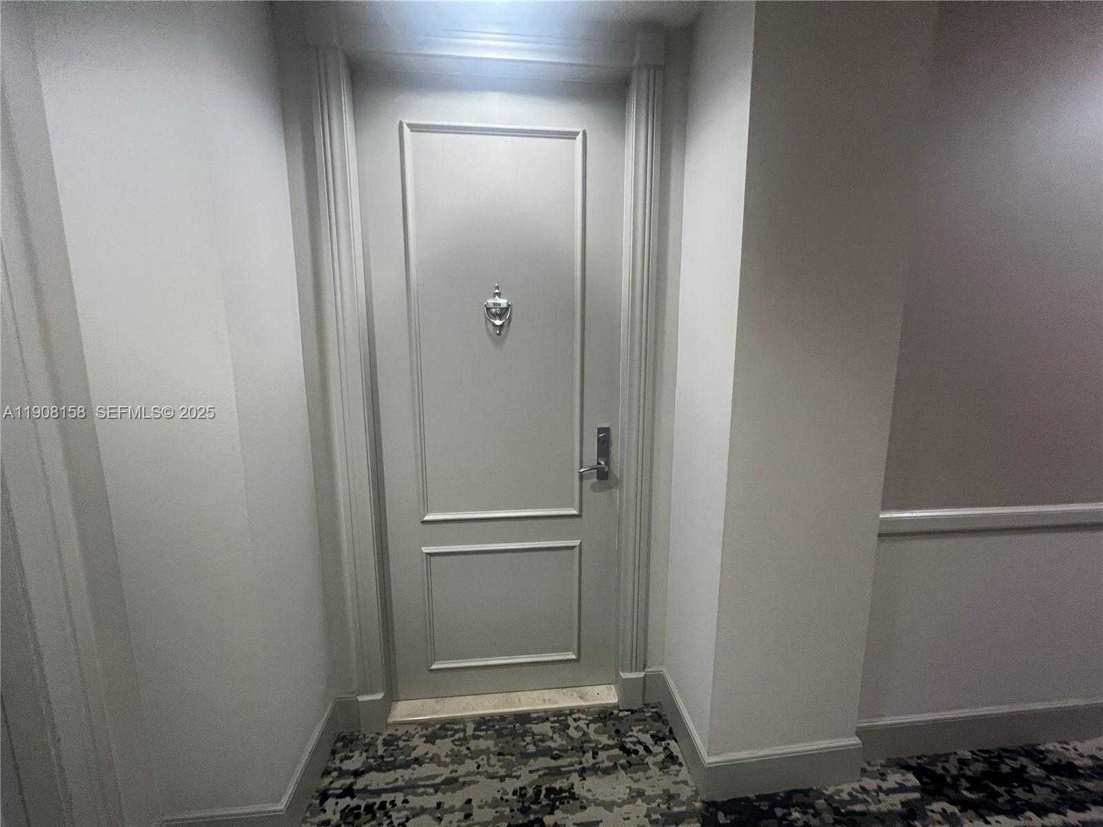 Small Image of 888 BRICKELL KEY DR #806, Miami Number 4