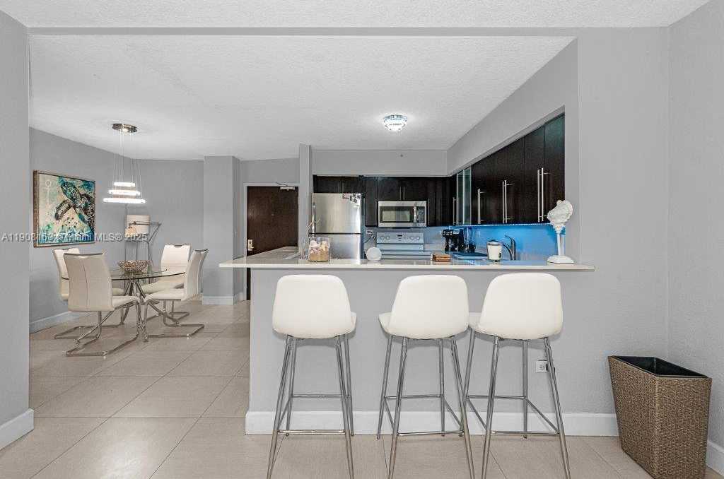 Small Image of 1500 BAY RD #128S, Miami Beach Number 18