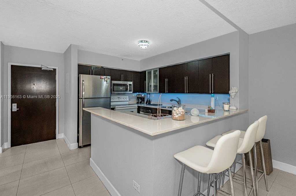 Small Image of 1500 BAY RD #128S, Miami Beach Number 20