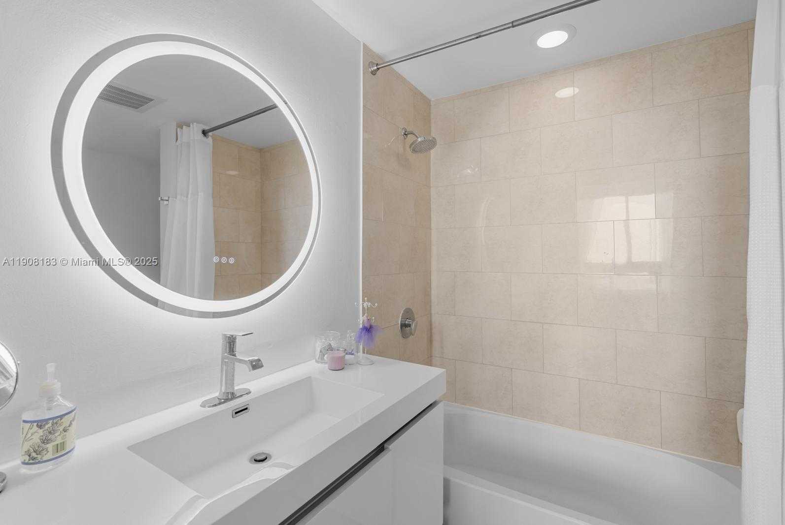 Small Image of 90 SOUTH WEST 3RD ST #1209, Miami Number 5