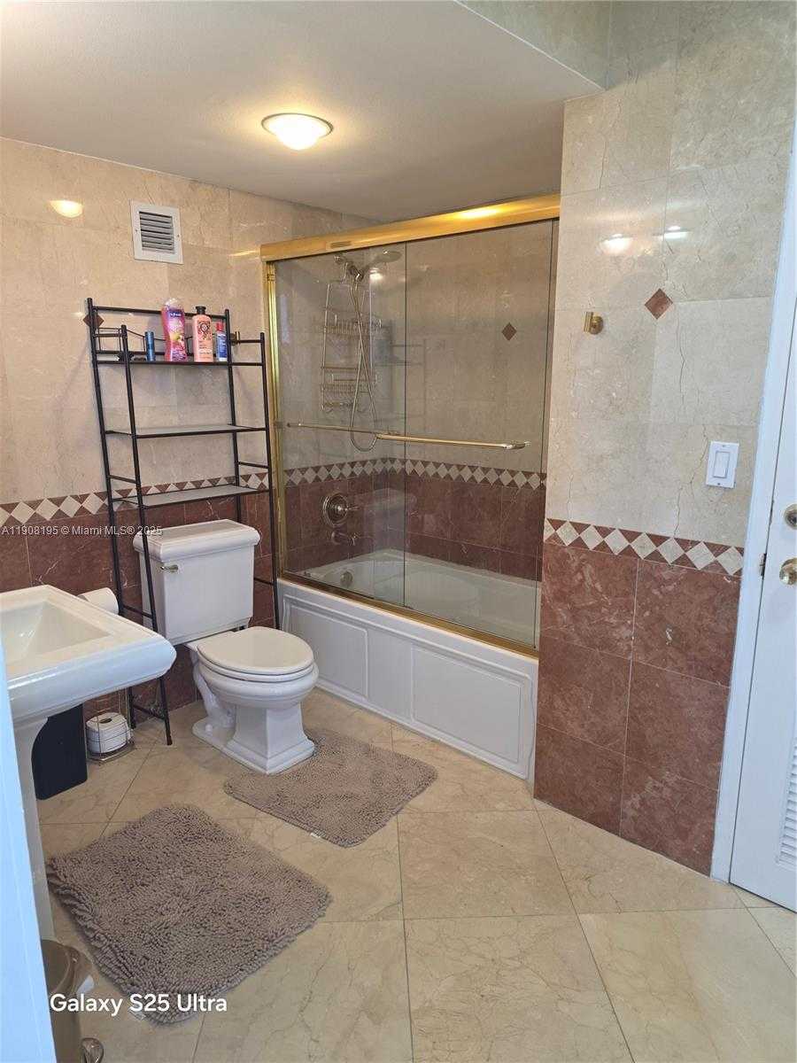 Small Image of 3725 SOUTH OCEAN DR #1401, Hollywood Number 19