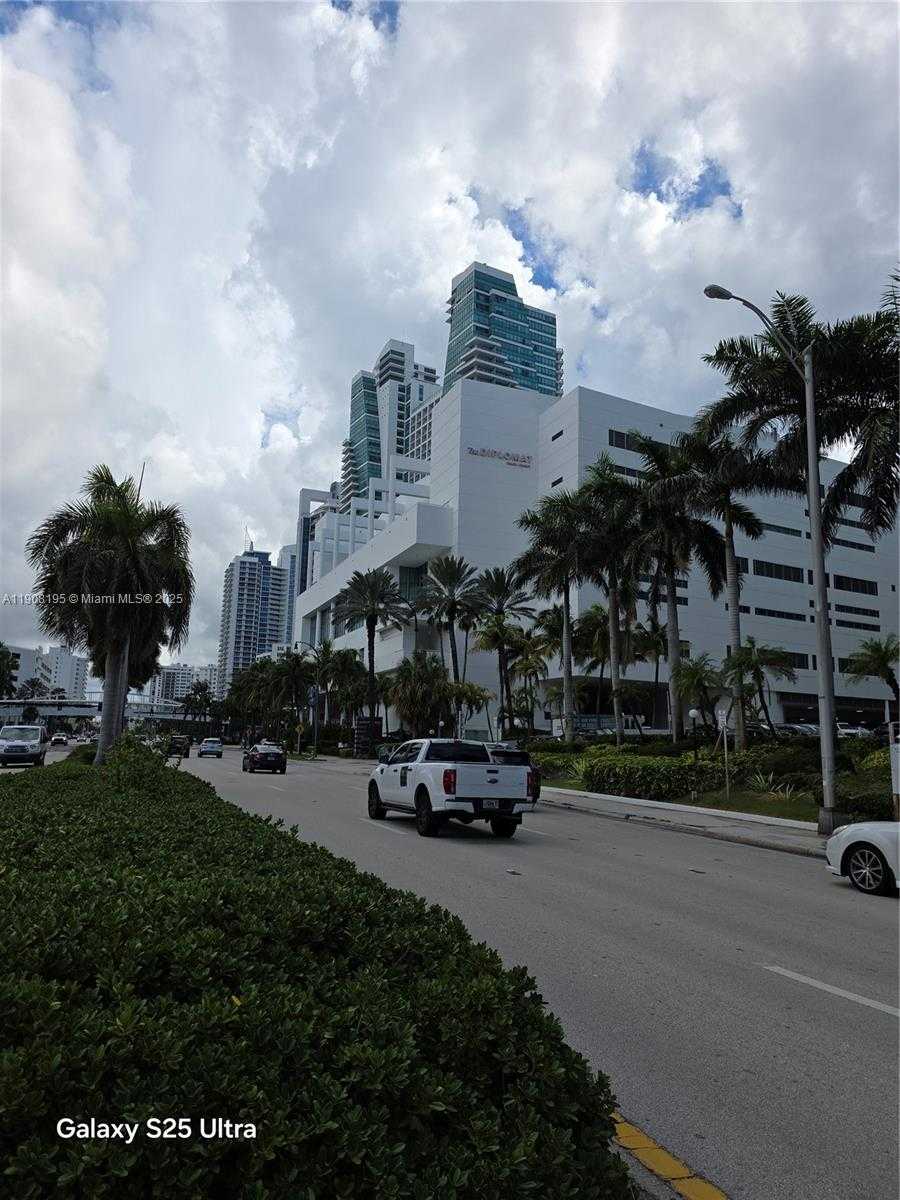 Small Image of 3725 SOUTH OCEAN DR #1401, Hollywood Number 30