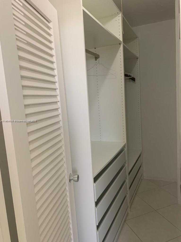 Small Image of 10185 COLLINS AVE #1402, Bal Harbour Number 15