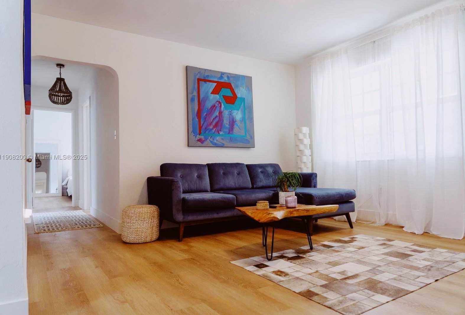 Small Image of 1075 NORTH EAST 120TH ST, Biscayne Park Number 1