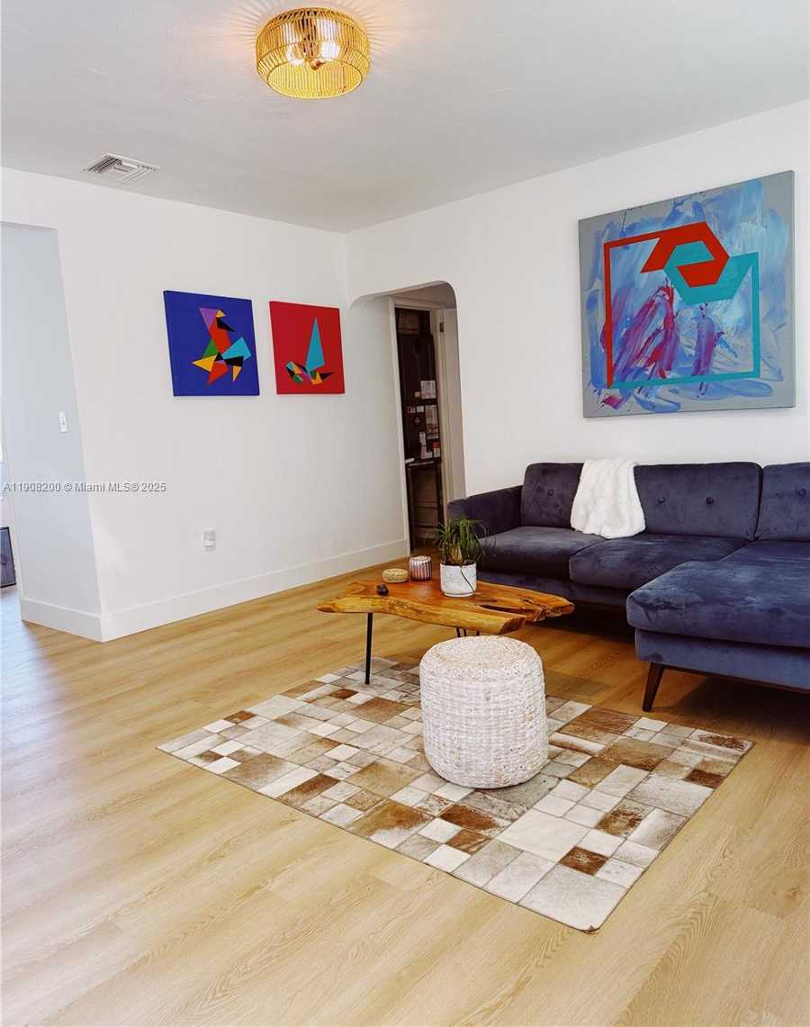 Small Image of 1075 NORTH EAST 120TH ST, Biscayne Park Number 16