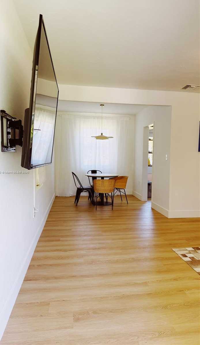 Small Image of 1075 NORTH EAST 120TH ST, Biscayne Park Number 17