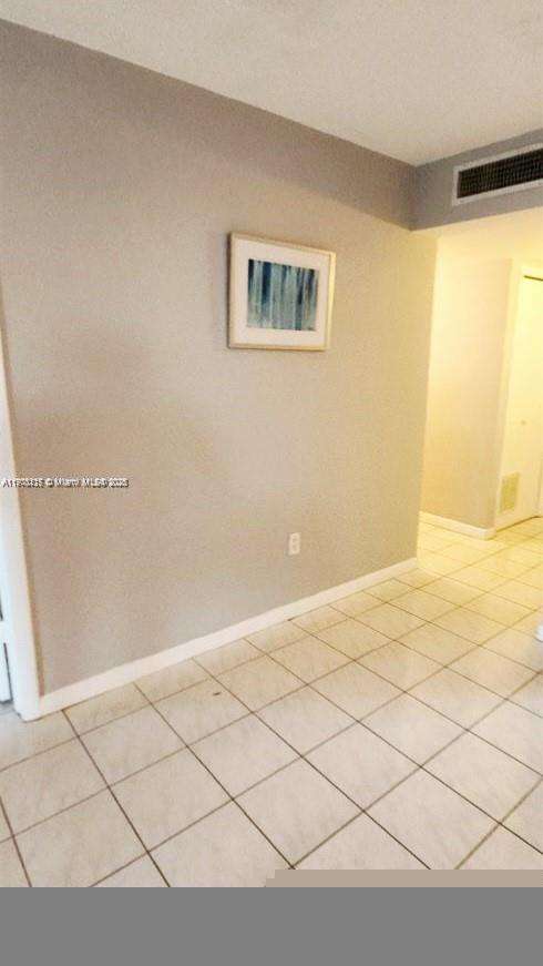 Small Image of 2905 POINT EAST DR #L312, Aventura Number 15