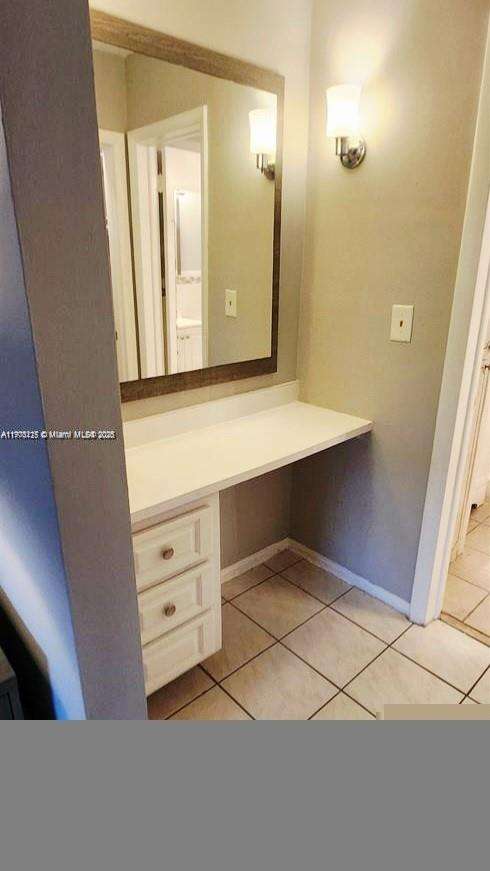 Small Image of 2905 POINT EAST DR #L312, Aventura Number 18