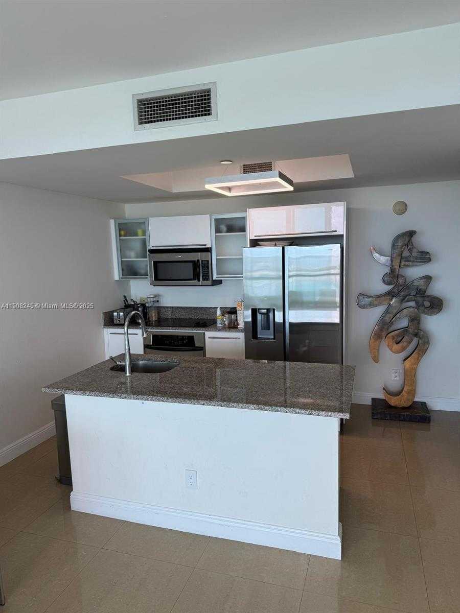 Small Image of Miami Number 2