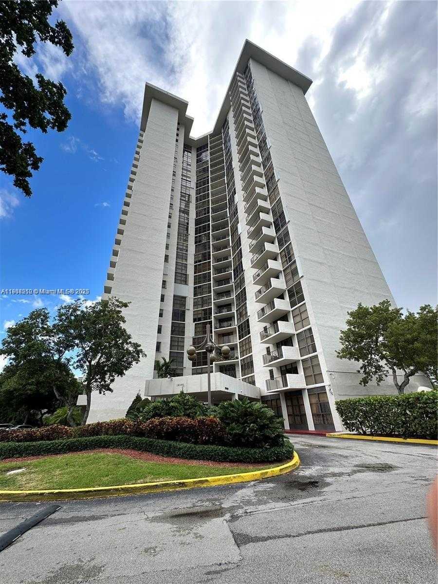 Small Image of 18181 NORTH EAST 31ST CT #1801, Aventura Number 10