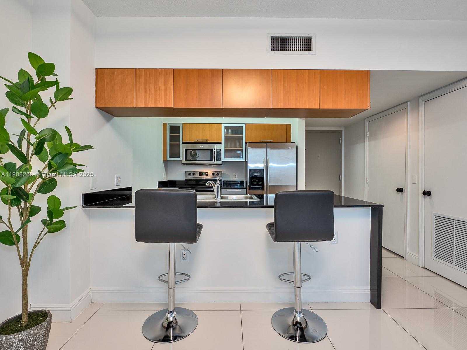 Small Image of 1750 NORTH BAYSHORE DR #4503, Miami Number 13