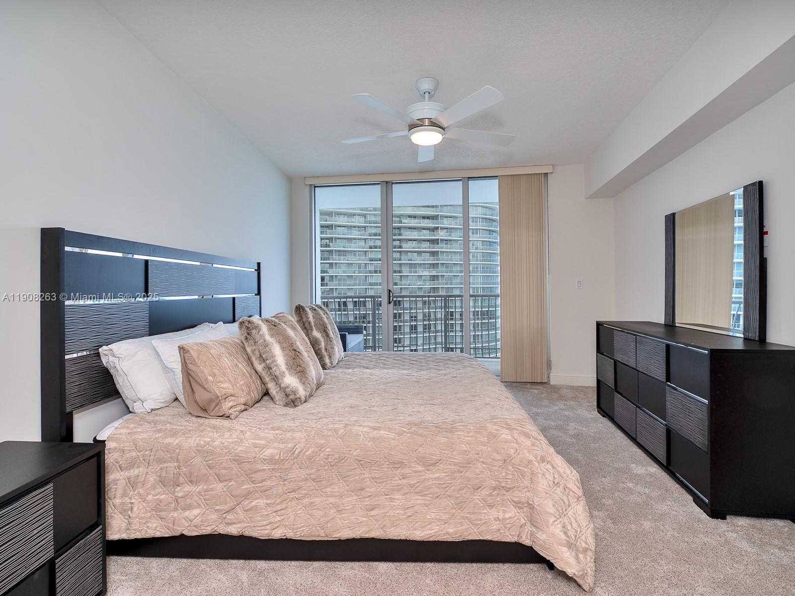 Small Image of 1750 NORTH BAYSHORE DR #4503, Miami Number 16