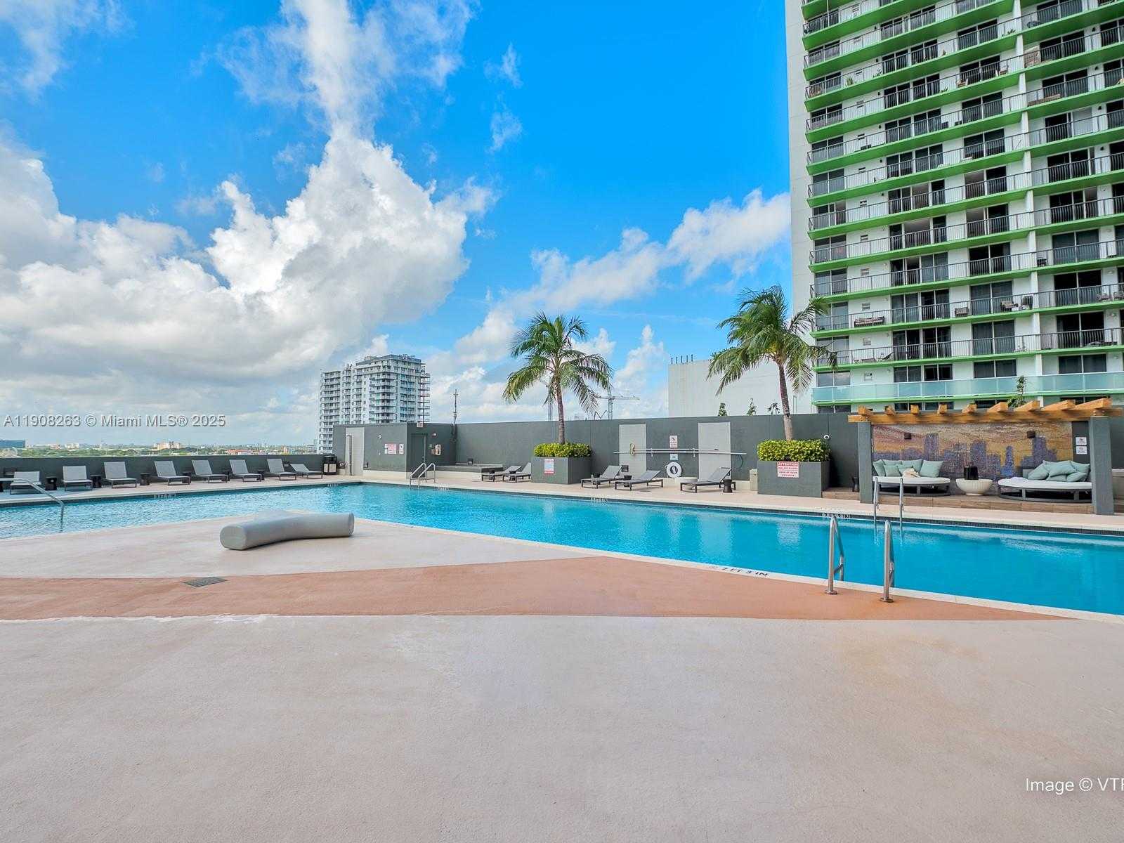 Small Image of 1750 NORTH BAYSHORE DR #4503, Miami Number 21