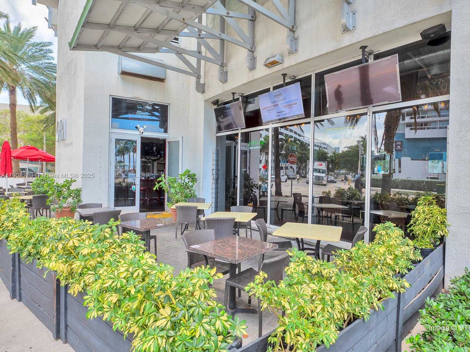 Small Image of 1750 NORTH BAYSHORE DR #4503, Miami Number 27