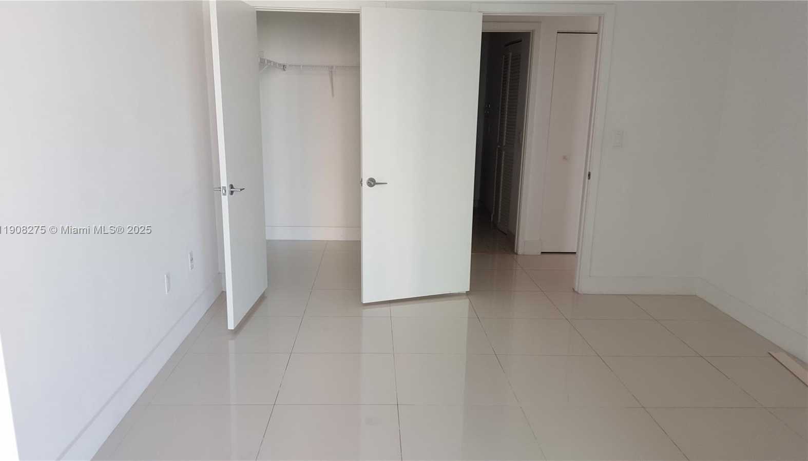 Small Image of 79 SOUTH WEST 12 ST #1910-S, Miami Number 4