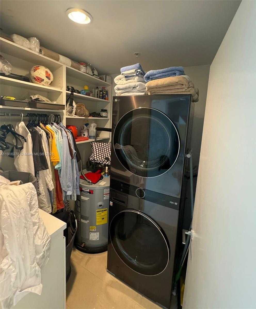 Small Image of 79 SOUTH WEST 12TH ST #4012-S, Miami Number 19