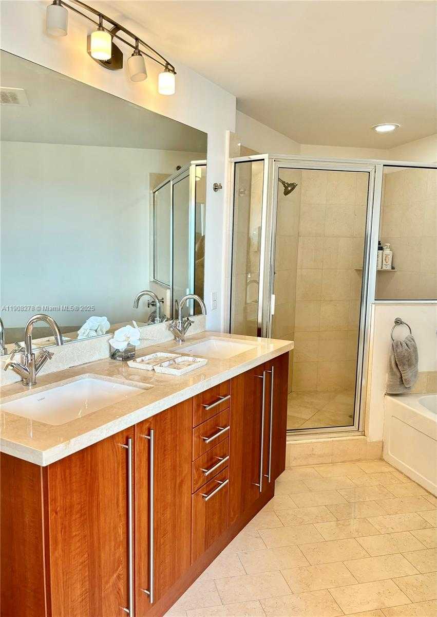 Small Image of 79 SOUTH WEST 12TH ST #4012-S, Miami Number 9