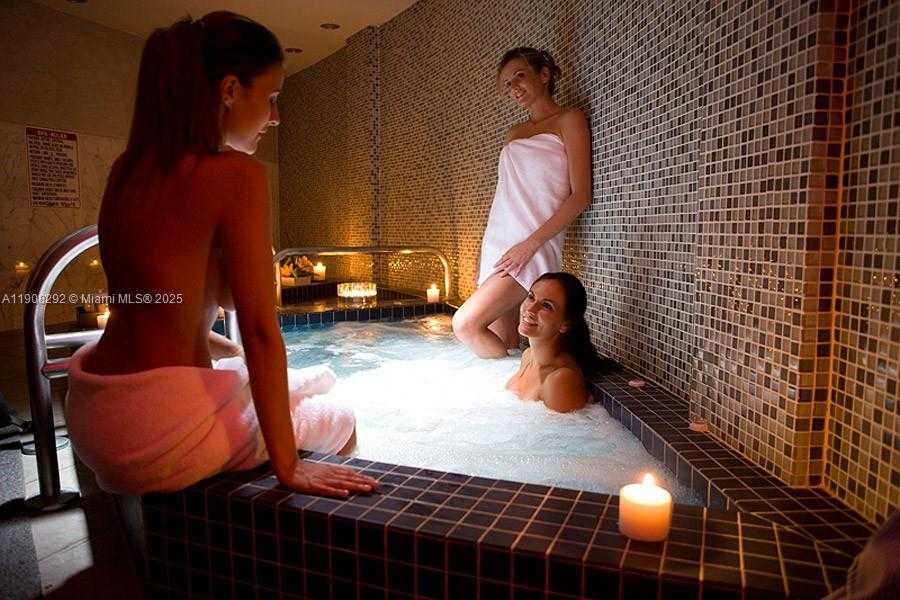 Small Image of 253 NORTH EAST 2ND ST #1601, Miami Number 24