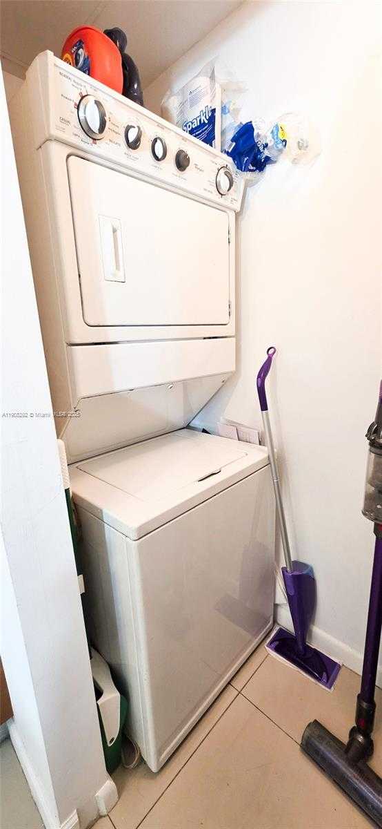 Small Image of 253 NORTH EAST 2ND ST #1601, Miami Number 28