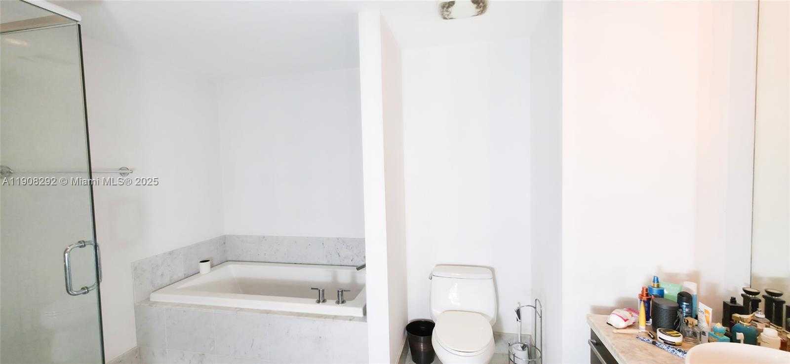 Small Image of 253 NORTH EAST 2ND ST #1601, Miami Number 9