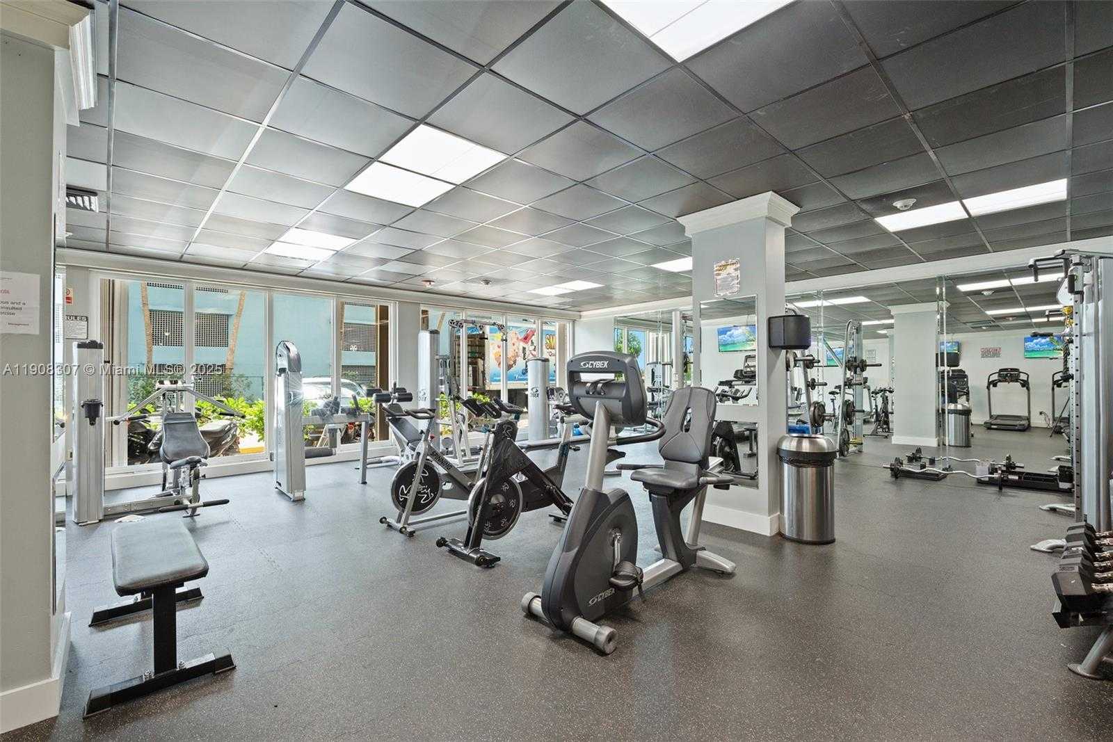 Small Image of 1865 79TH ST CSWY #2J, North Bay Village Number 20