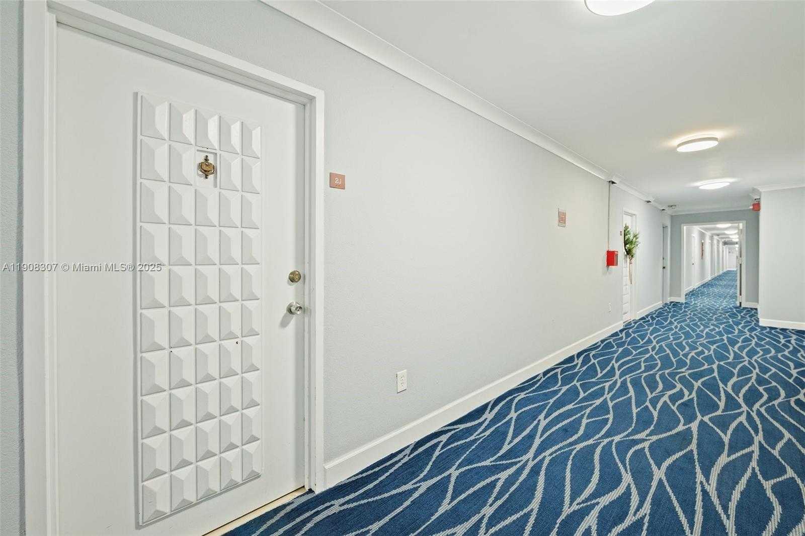 Small Image of 1865 79TH ST CSWY #2J, North Bay Village Number 5