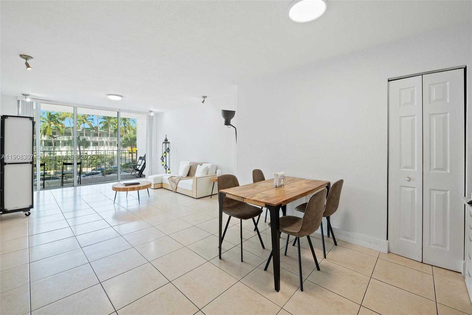 Small Image of 1865 79TH ST CSWY #2J, North Bay Village Number 6