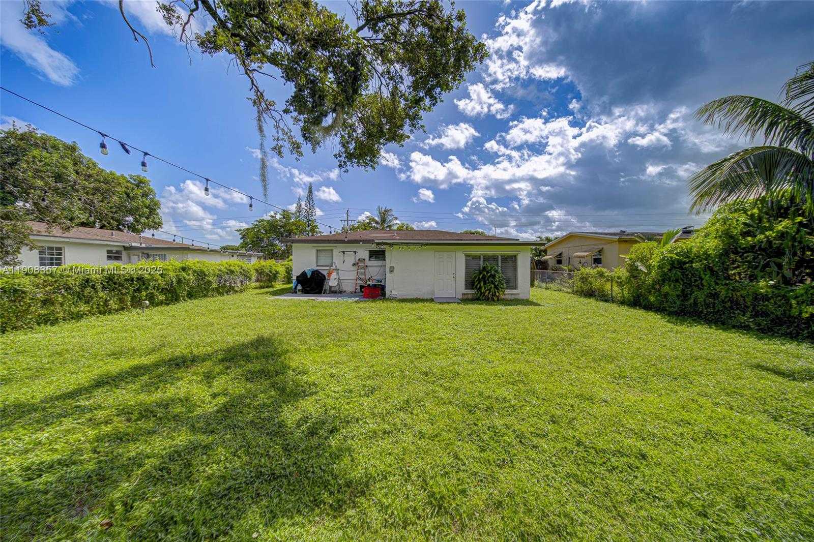 Small Image of 6433 SOUTH WEST 25TH ST #6433, Miramar Number 6