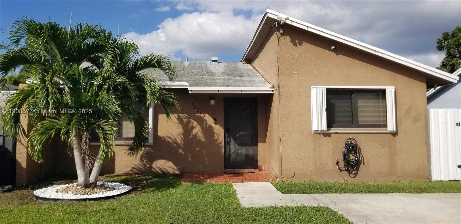Small Image of 16239 SOUTH WEST 305TH ST, Homestead Number 1