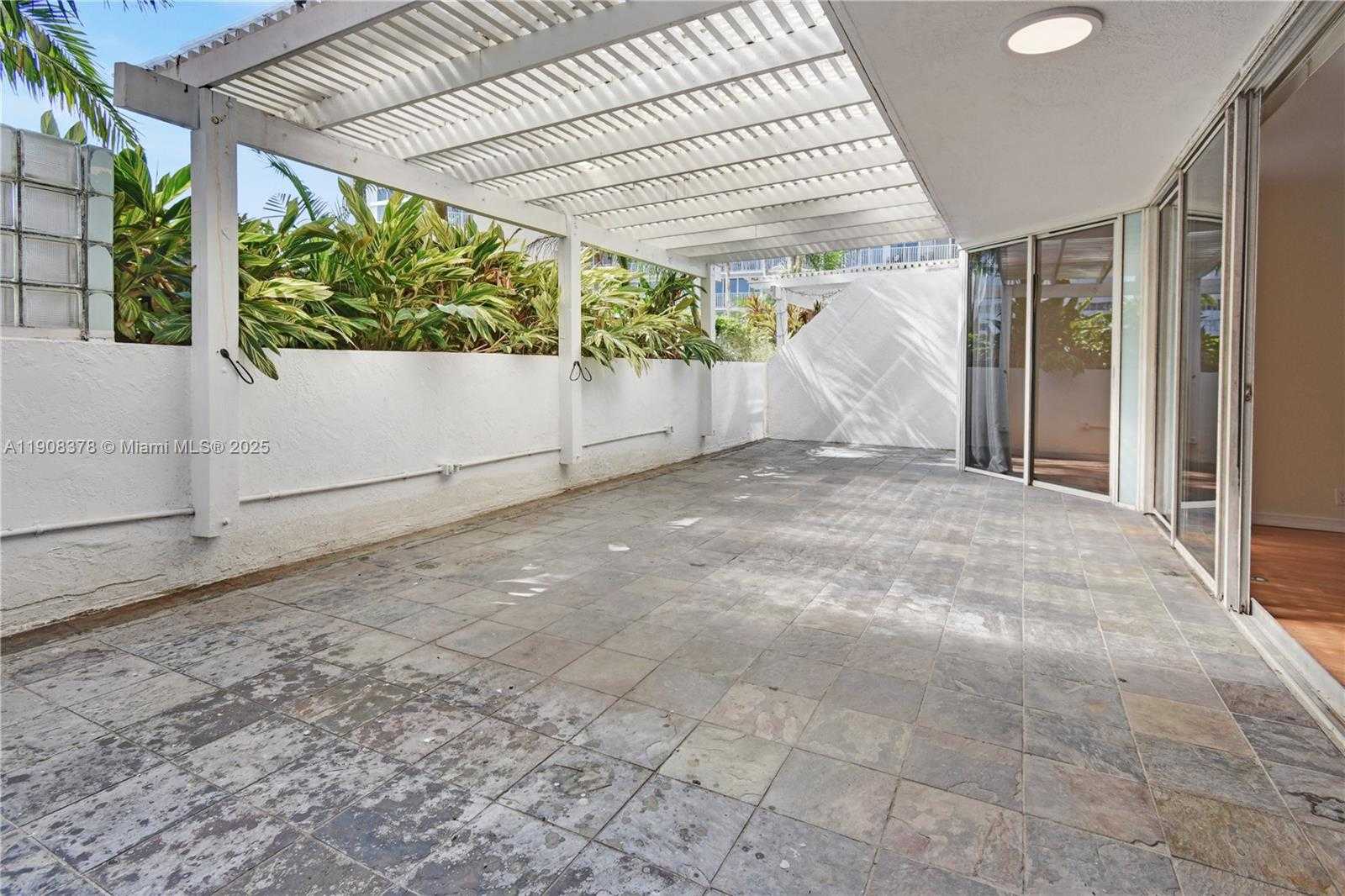 Small Image of 7601 EAST TREASURE DR #421, North Bay Village Number 16