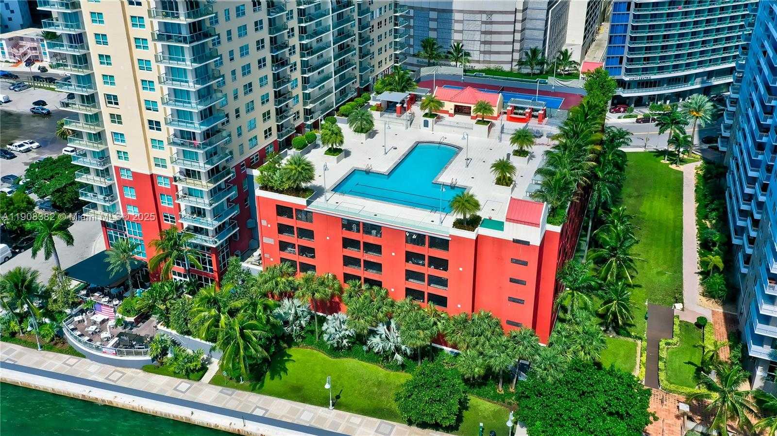Small Image of 1155 BRICKELL BAY DR #PH210, Miami Number 37