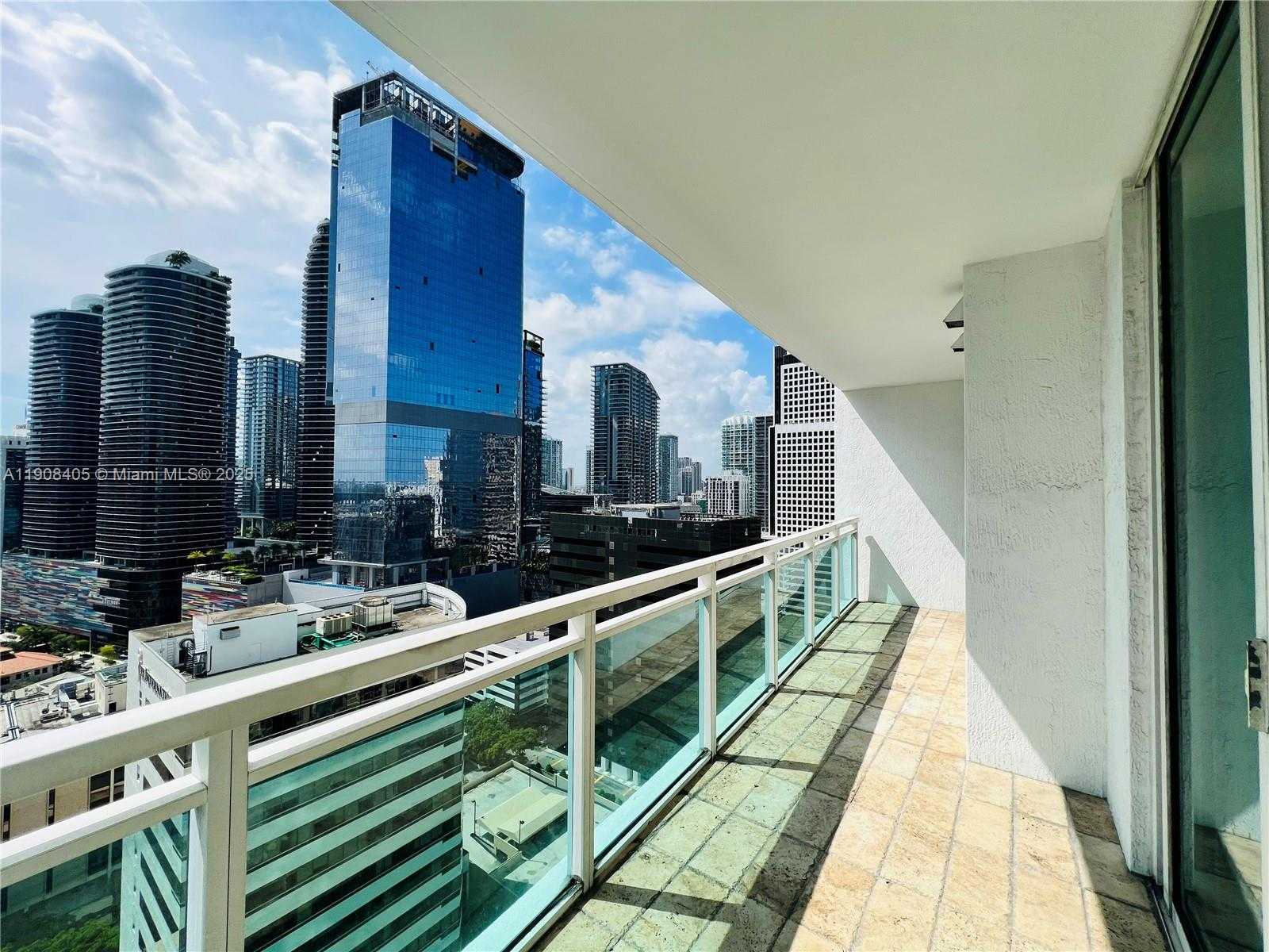 Small Image of 951 BRICKELL AVE #2407, Miami Number 17