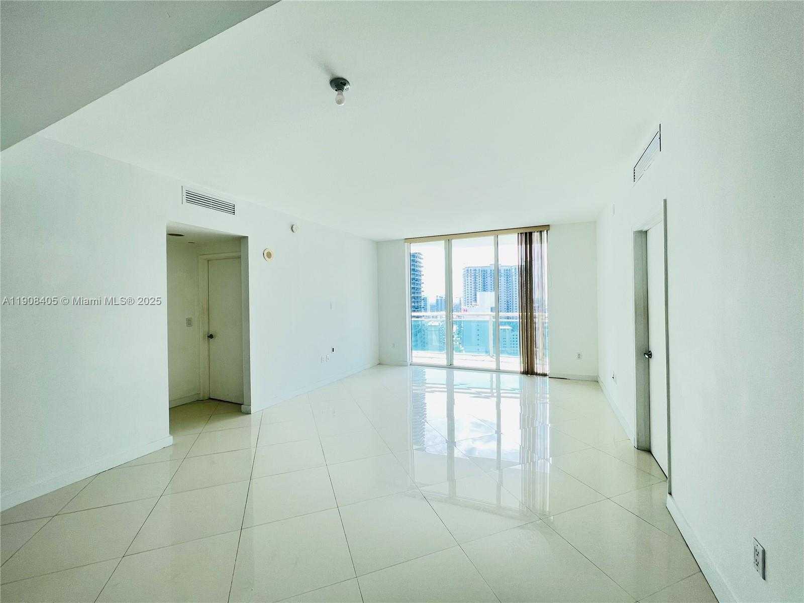 Small Image of 951 BRICKELL AVE #2407, Miami Number 2