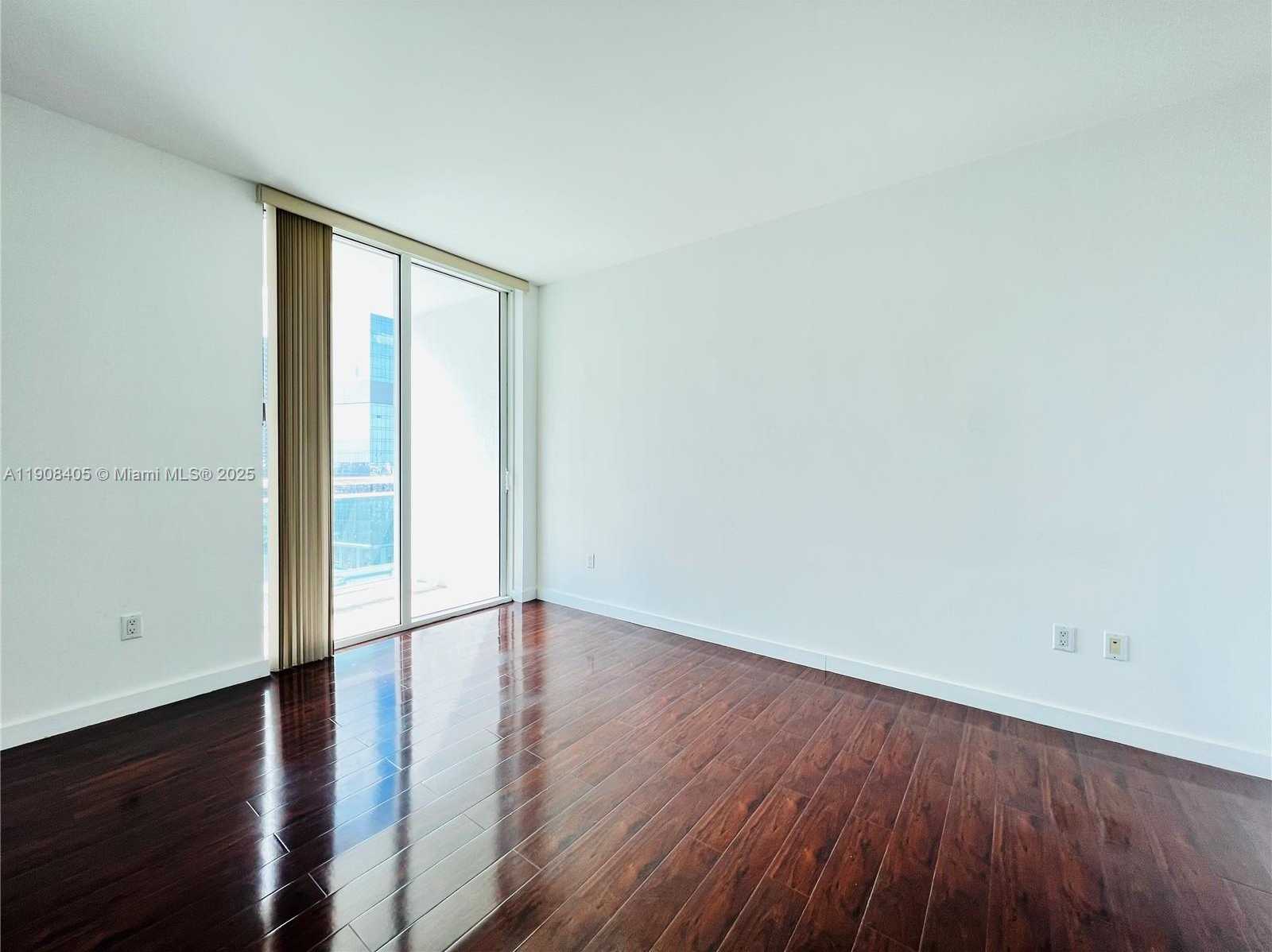 Small Image of 951 BRICKELL AVE #2407, Miami Number 9