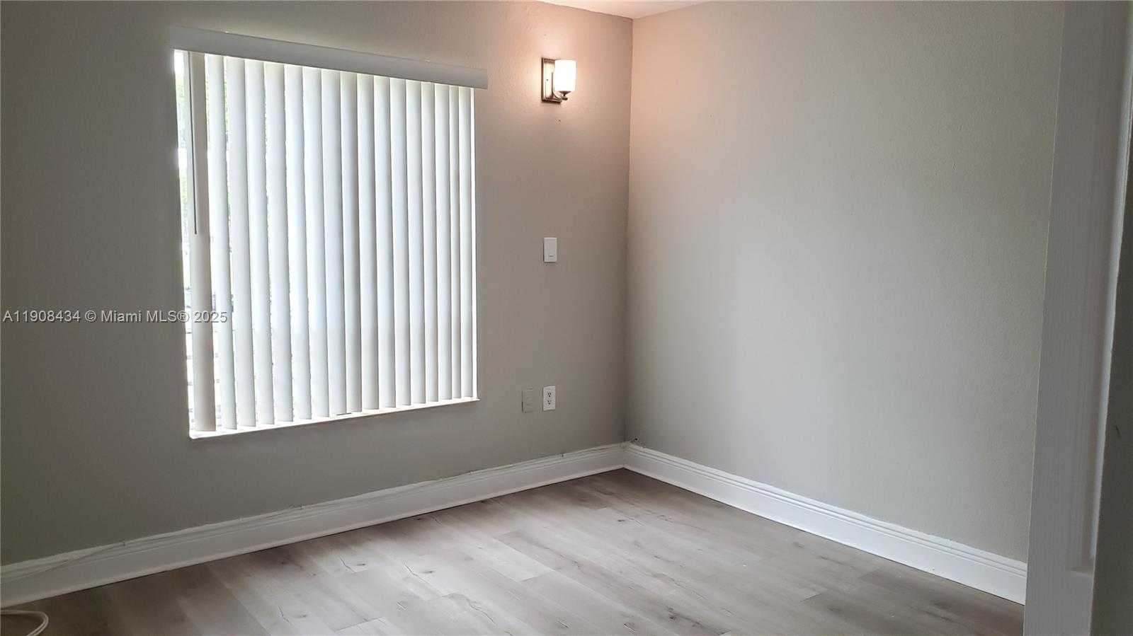 Small Image of 4810 NORTH WEST 79TH AVE #206, Doral Number 10