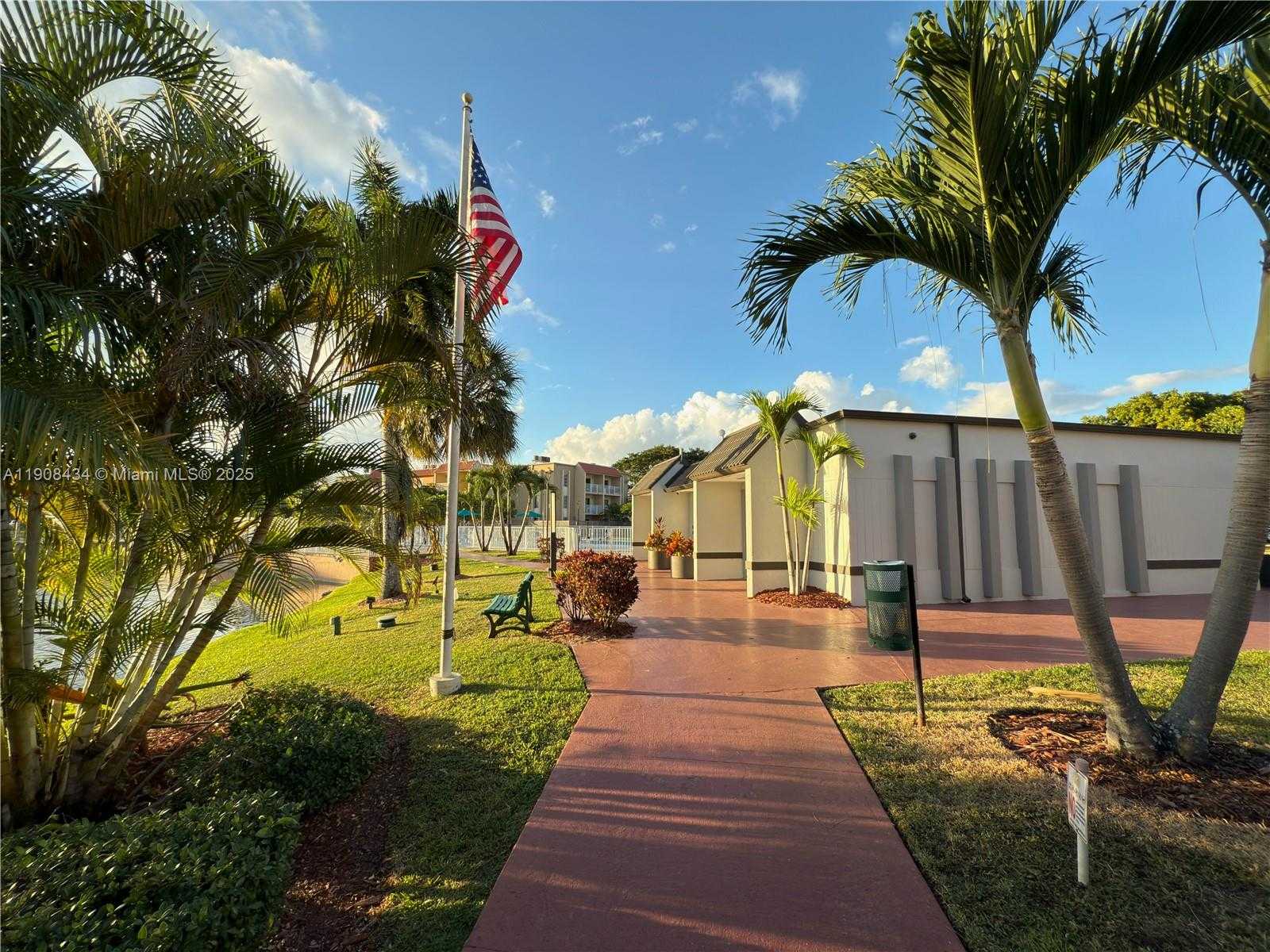 Small Image of 4810 NORTH WEST 79TH AVE #206, Doral Number 25