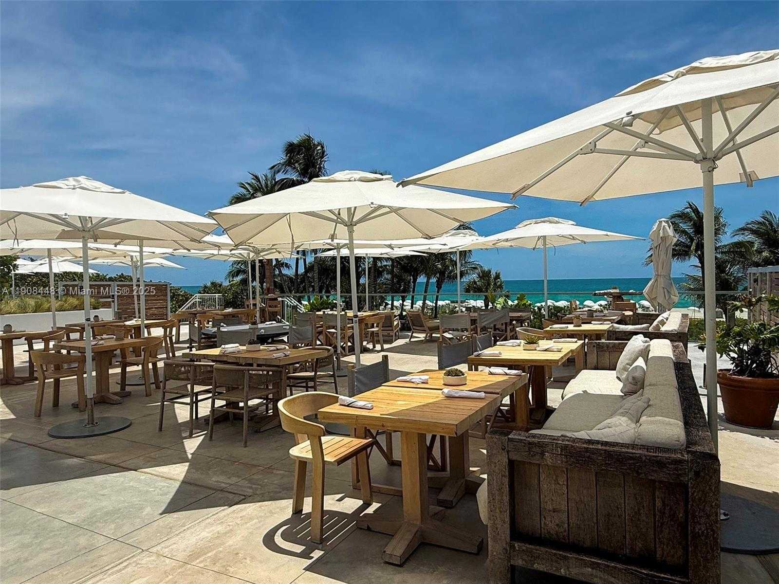 Small Image of 2301 COLLINS AVE #1525, Miami Beach Number 30