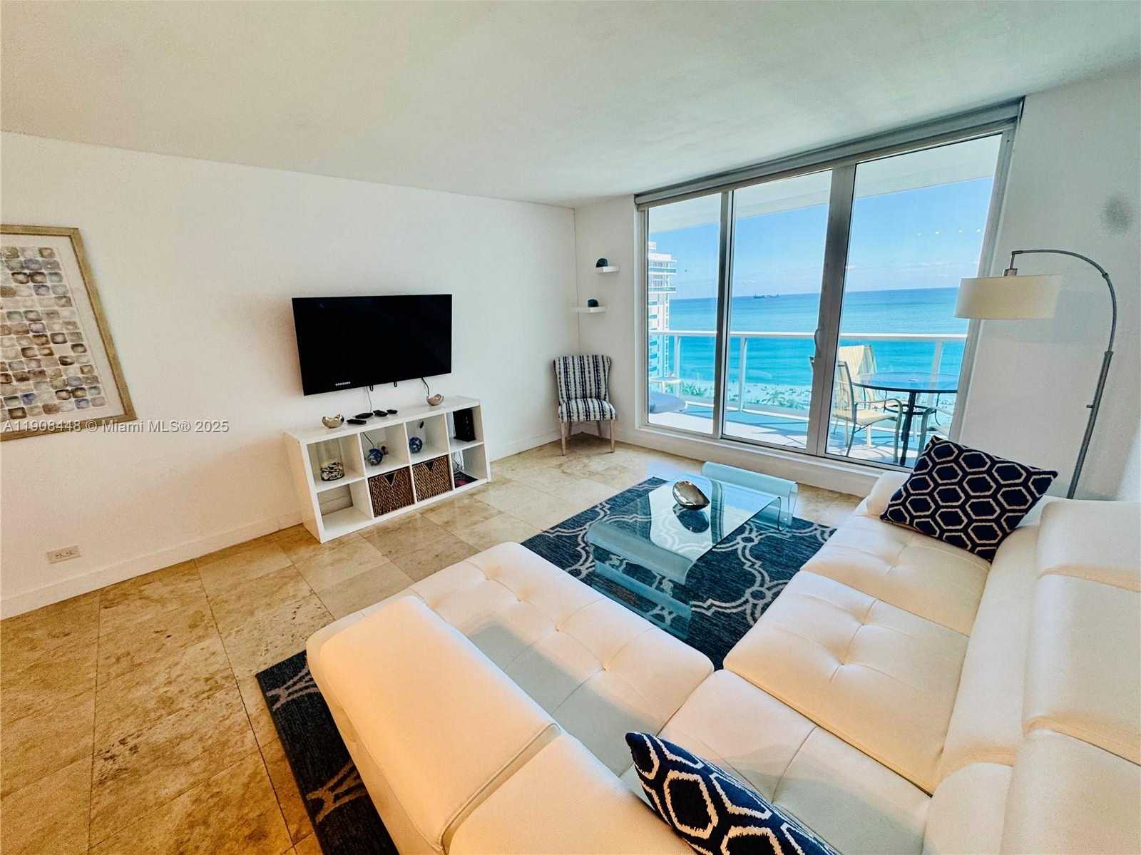 Small Image of 2301 COLLINS AVE #1525, Miami Beach Number 4