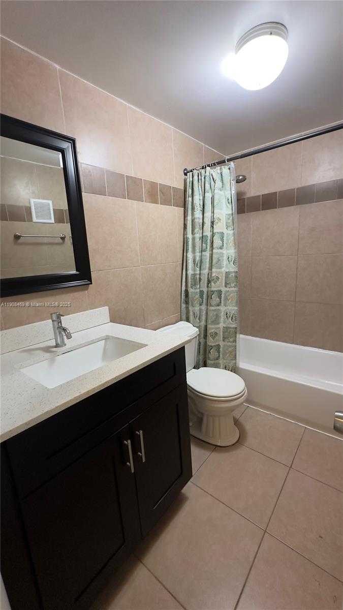 Small Image of 12240 SOUTH WEST 114TH TER #12240, Miami Number 8