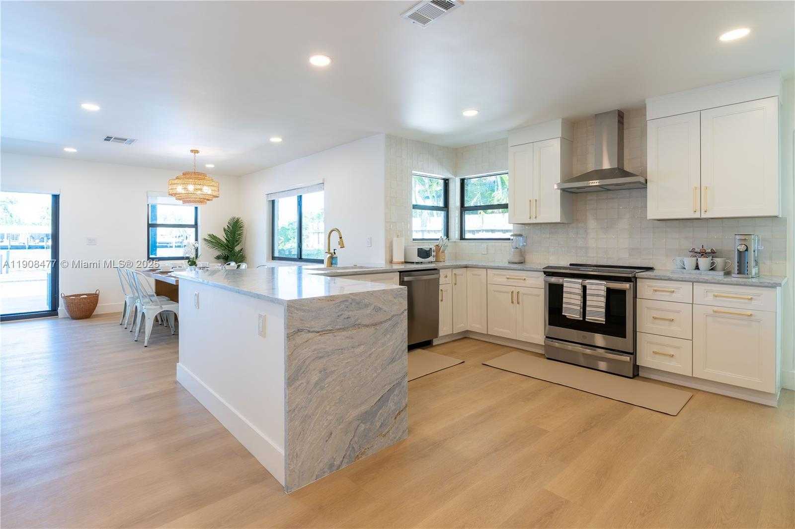 Small Image of 309 SOUTH RIVERSIDE DR, Pompano Beach Number 10