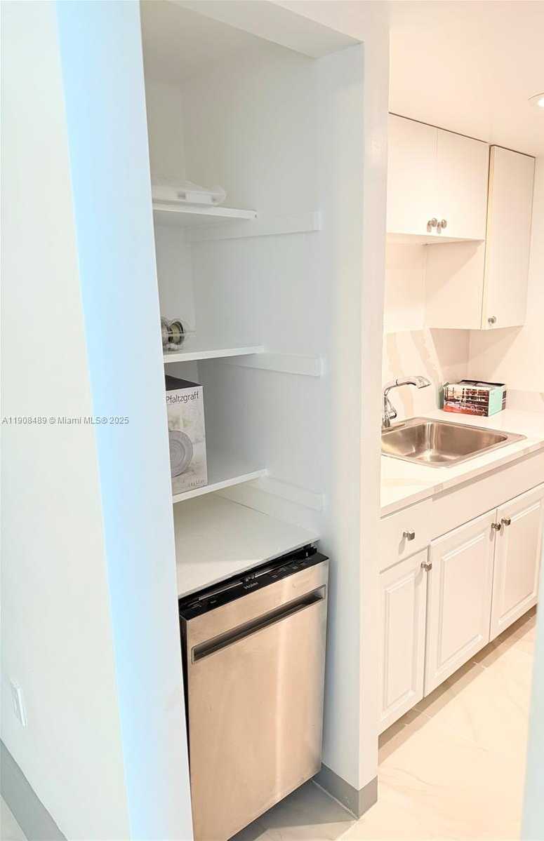 Small Image of 1780 79TH ST CSWY #C111, North Bay Village Number 8