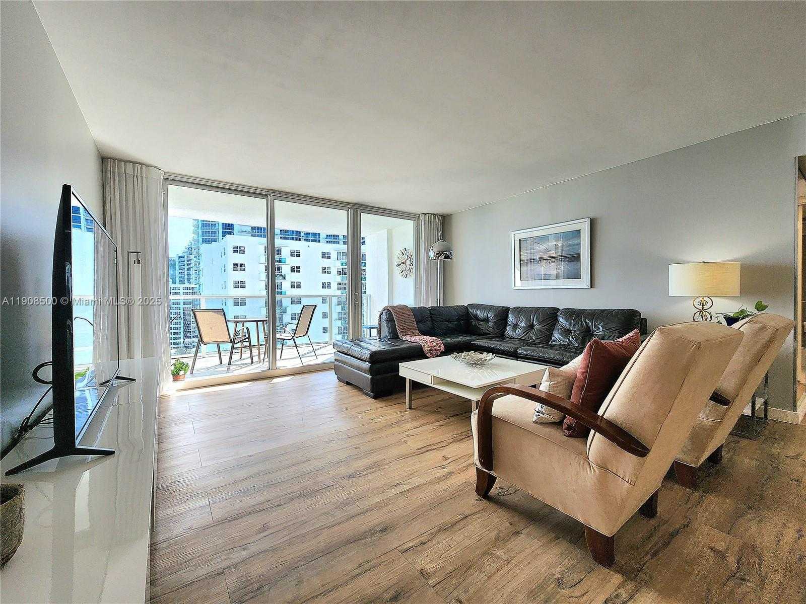 Small Image of 2751 SOUTH OCEAN DR #1406S, Hollywood Number 6