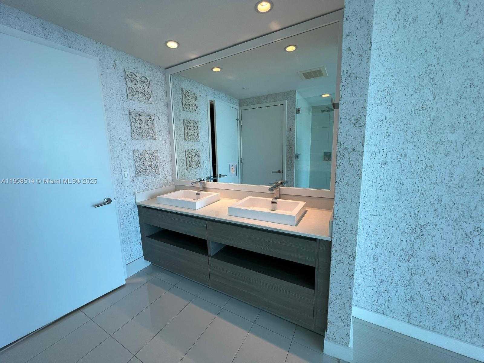 Small Image of 460 NORTH EAST 28TH ST #2203, Miami Number 15