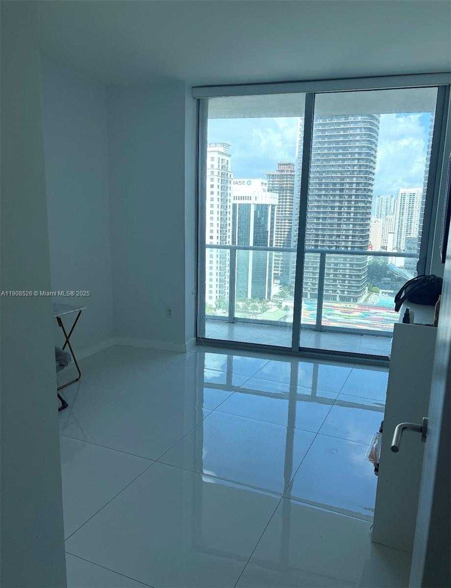 Small Image of 1100 SOUTH MIAMI AVE #2607, Miami Number 4