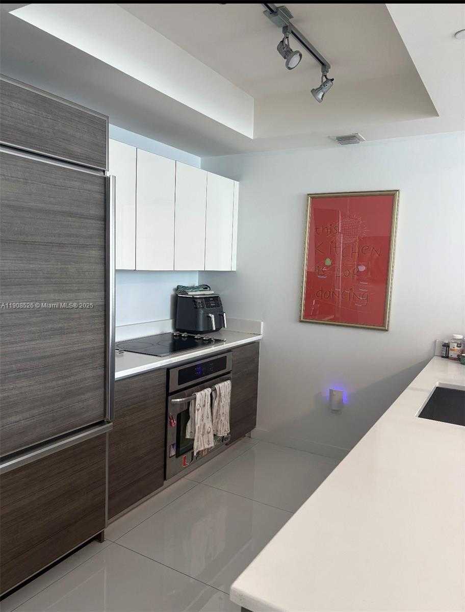 Small Image of 1100 SOUTH MIAMI AVE #2607, Miami Number 9