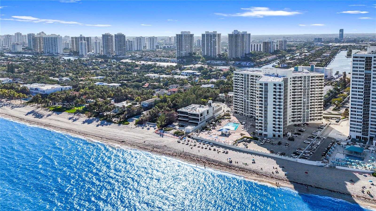 Small Image of 3180 SOUTH OCEAN DR #520, Hallandale Beach Number 1
