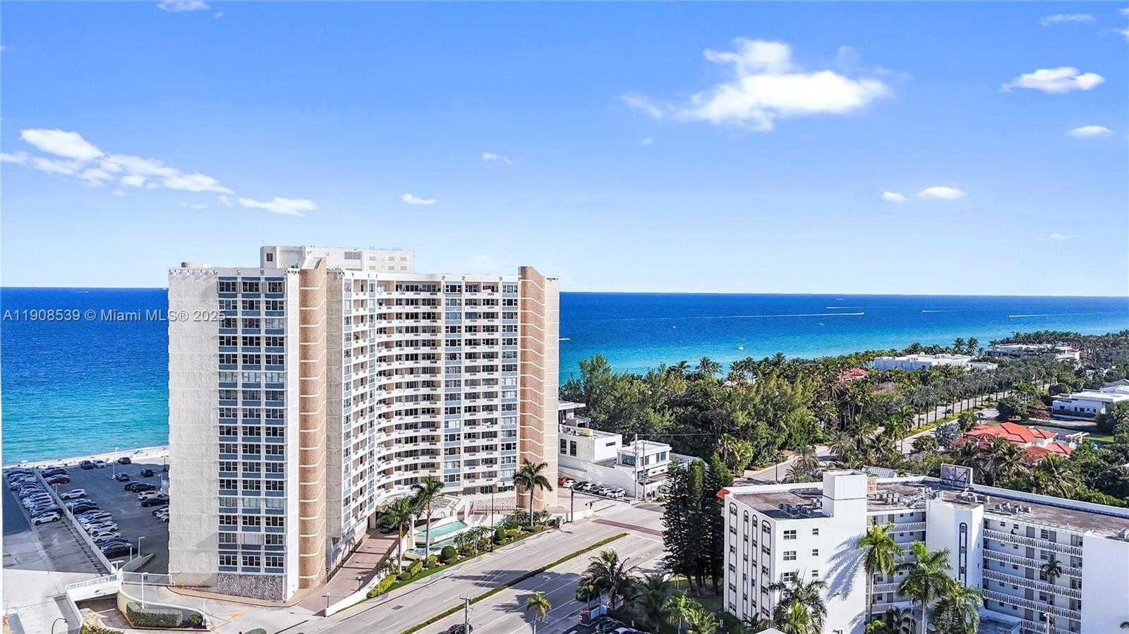 Small Image of 3180 SOUTH OCEAN DR #520, Hallandale Beach Number 16