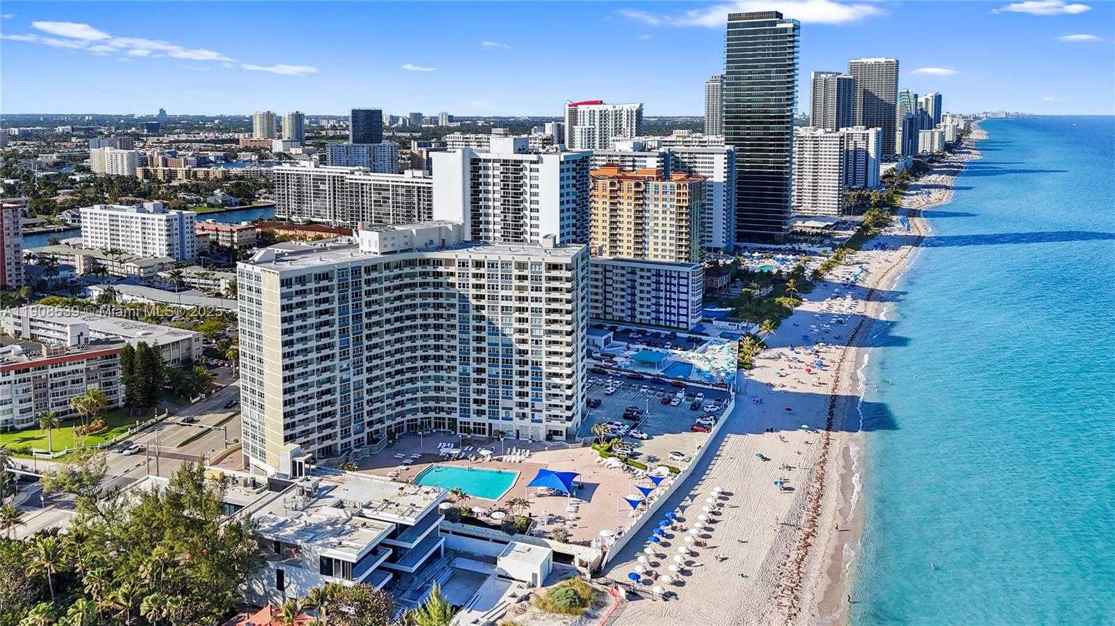 Small Image of 3180 SOUTH OCEAN DR #520, Hallandale Beach Number 22