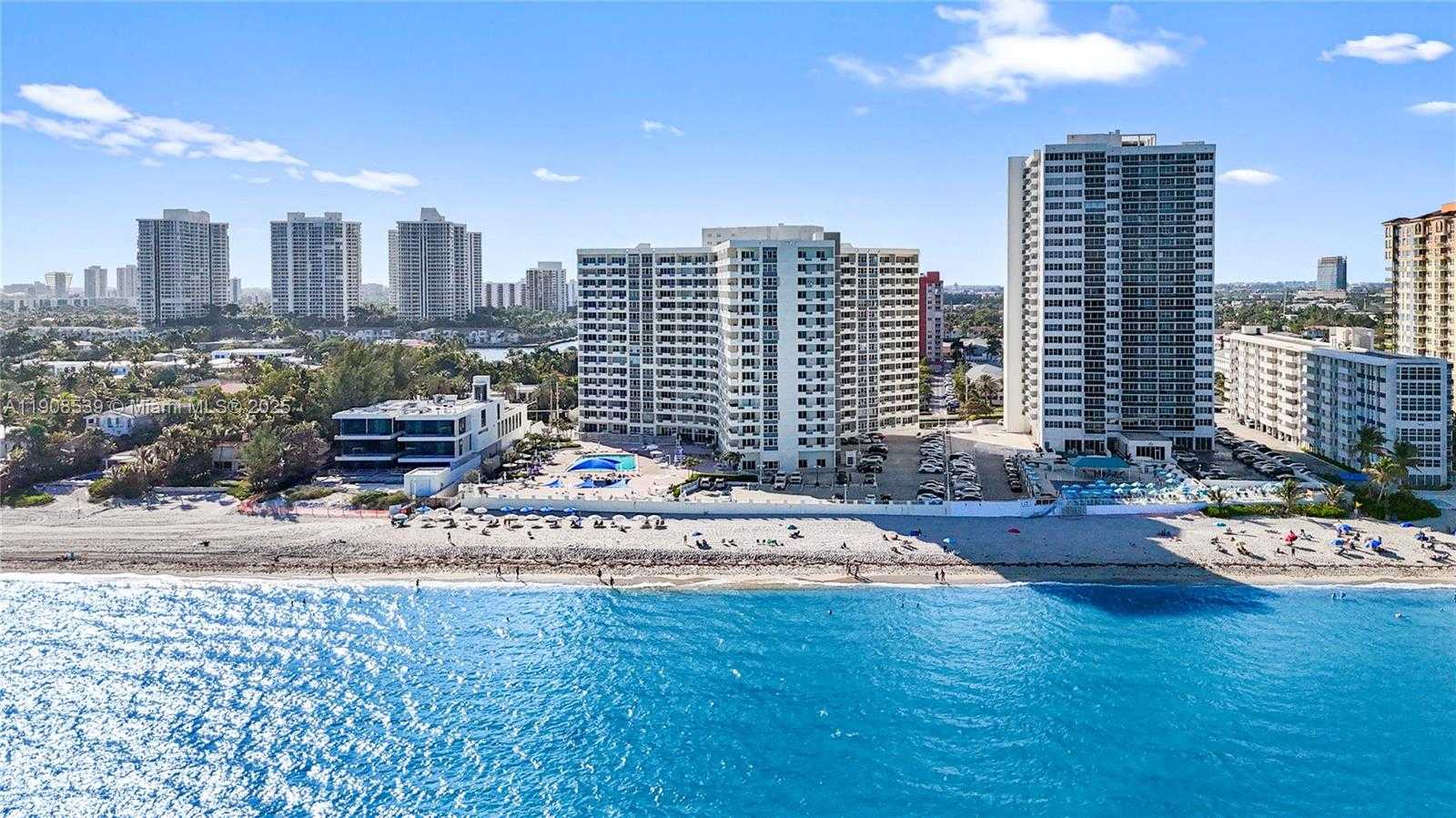 Small Image of 3180 SOUTH OCEAN DR #520, Hallandale Beach Number 24